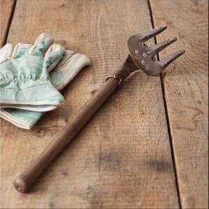 New Vintage Inspired Primitive Hand Rake